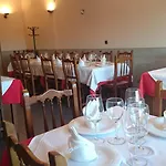 Duques Hotel 2*