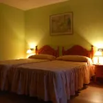 Duques Hotel 2*